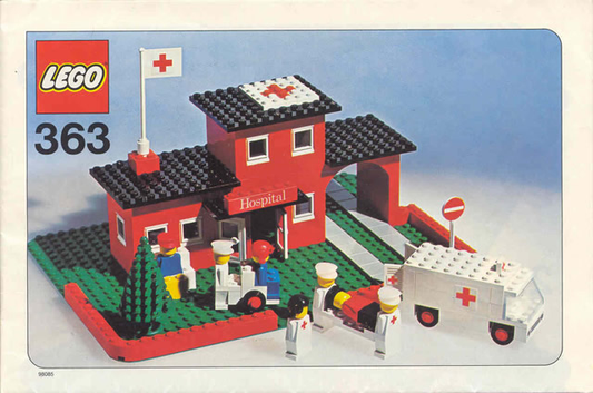 LEGO® set 363 hospital &amp; figures
